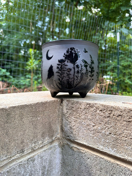 6” wolf moon cauldron