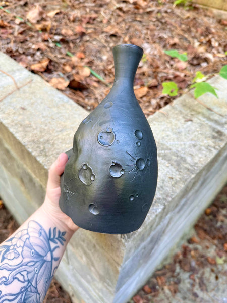 Moon face vase
