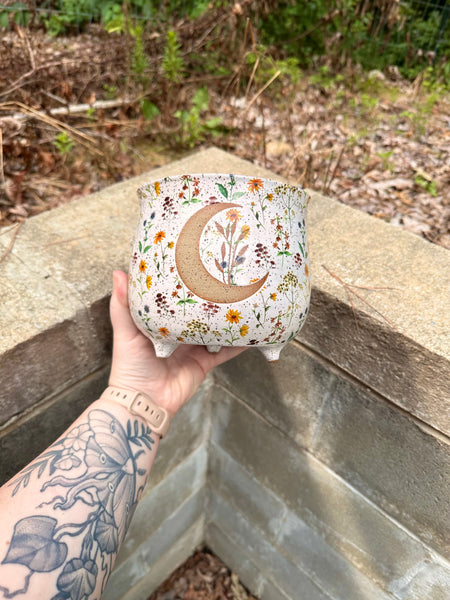 6” moon floral cauldron