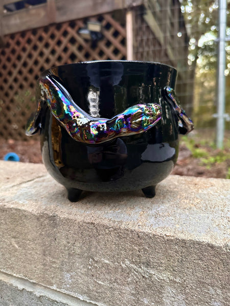 6" snake cauldron